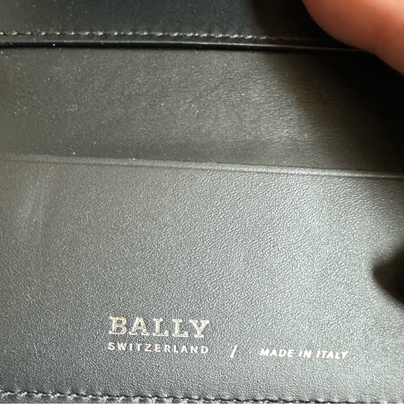 Bally Leather Keyholder - Picture 8 of 10